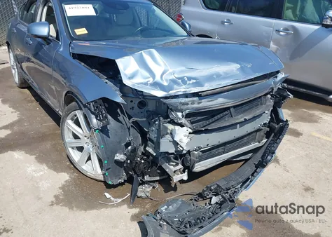 2017 Volvo S90 T6 Inscription from USA, damaged, VIN YV1A22ML9H1000836